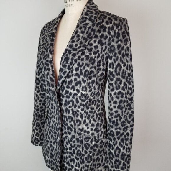 CAbi Women’s Jacket Blazer Jungle Animal Print Style #3373 Gray Black Sz 2 NWOT - Picture 3 of 10